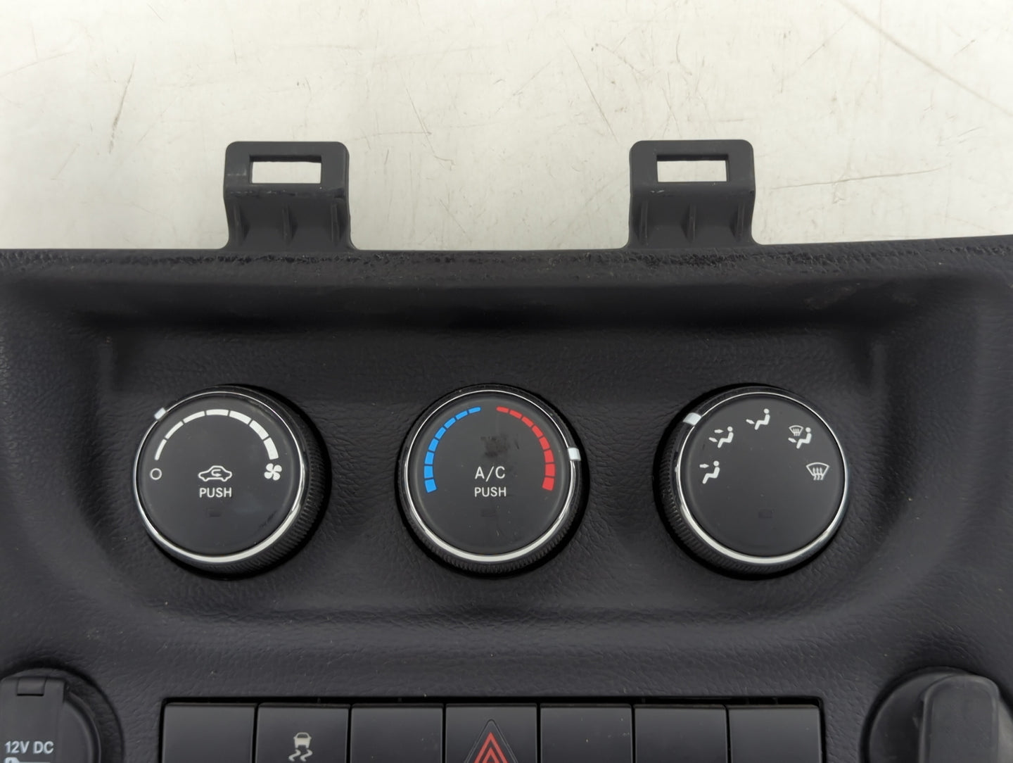2014-2018 Jeep Wrangler Climate Control Module Temperature AC/Heater Replacement P/N:P68197432AB Fits OEM Used Auto Parts - 