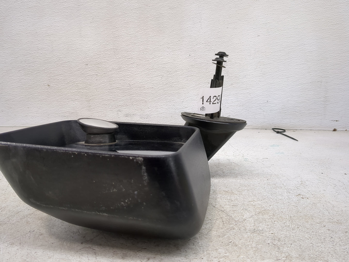 2011-2018 Jeep Wrangler Passenger Side View Mirror - Right Door Mirror OEM Used - Oemusedautoparts1.com