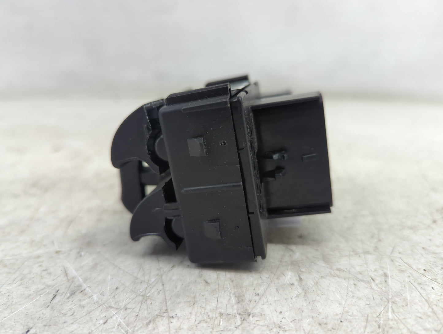 2015 Jeep Wrangler Master Power Window Switch Replacement Driver Side Left P/N:28493763 68156217AC Fits OEM Used Auto Parts 