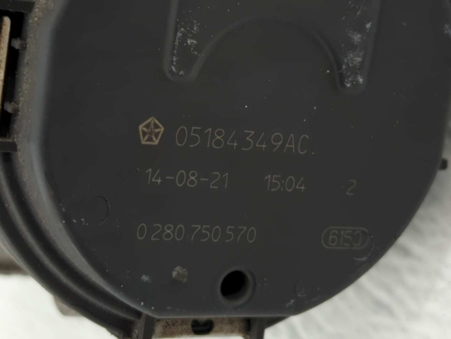 2012-2018 Jeep Wrangler Throttle Body P/N:05184349AC 05184349AE, 05184349AF Fits Fits 2011 2012 2013 2014 2015 2016 2017 201