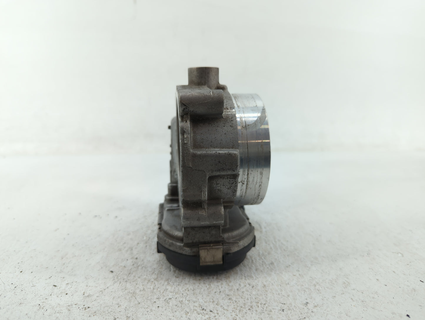 2012-2018 Jeep Wrangler Throttle Body P/N:05184349AE 05184349AC Fits OEM Used Auto Parts - Oemusedautoparts1.com