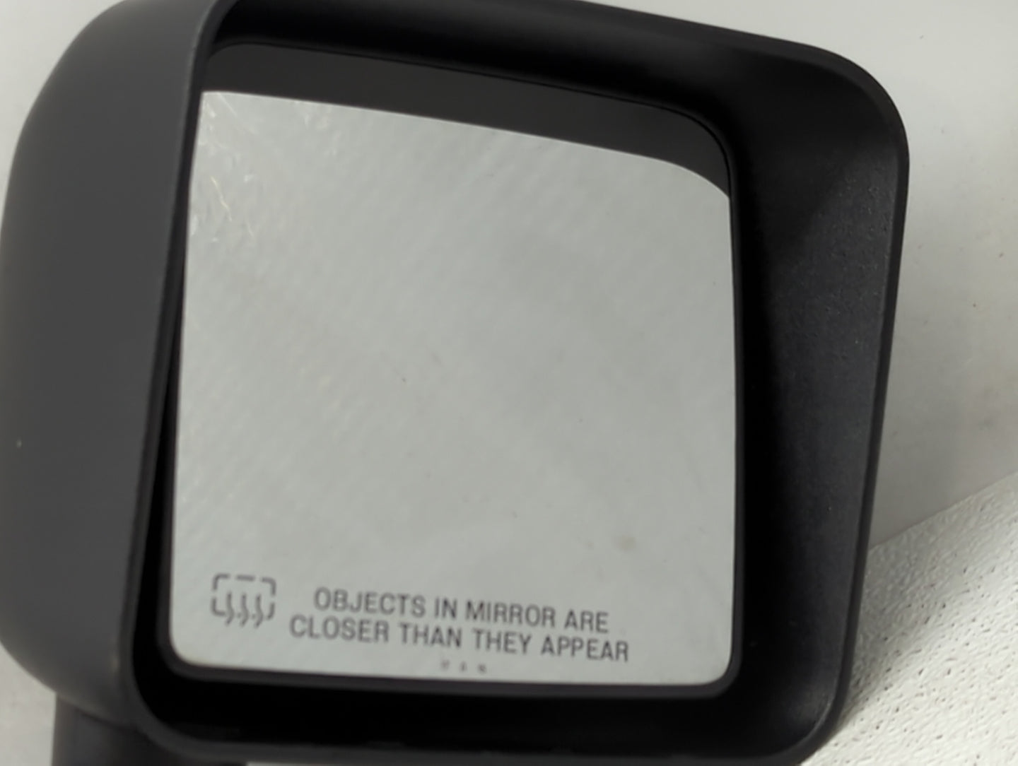 2015-2018 Jeep Wrangler Passenger Side View Mirror - Right Door Mirror OEM Used - Oemusedautoparts1.com