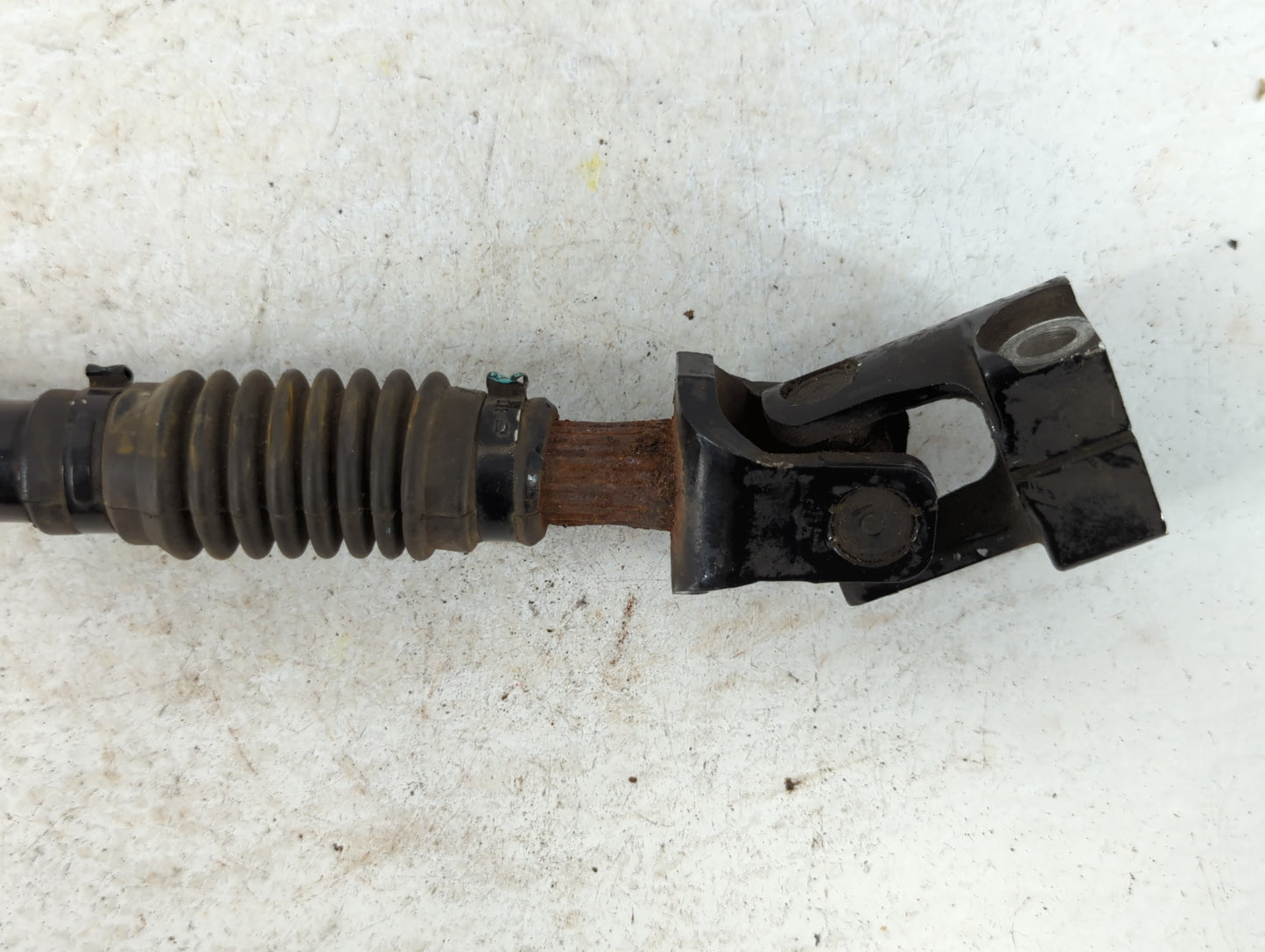 2015 Jeep Wrangler Intermediate Shaft - Oemusedautoparts1.com