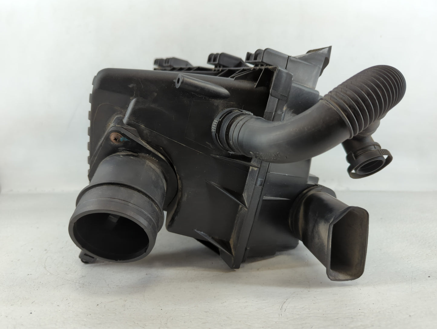 2012-2018 Jeep Wrangler Air Cleaner Intake-duct Hose Tube - Oemusedautoparts1.com