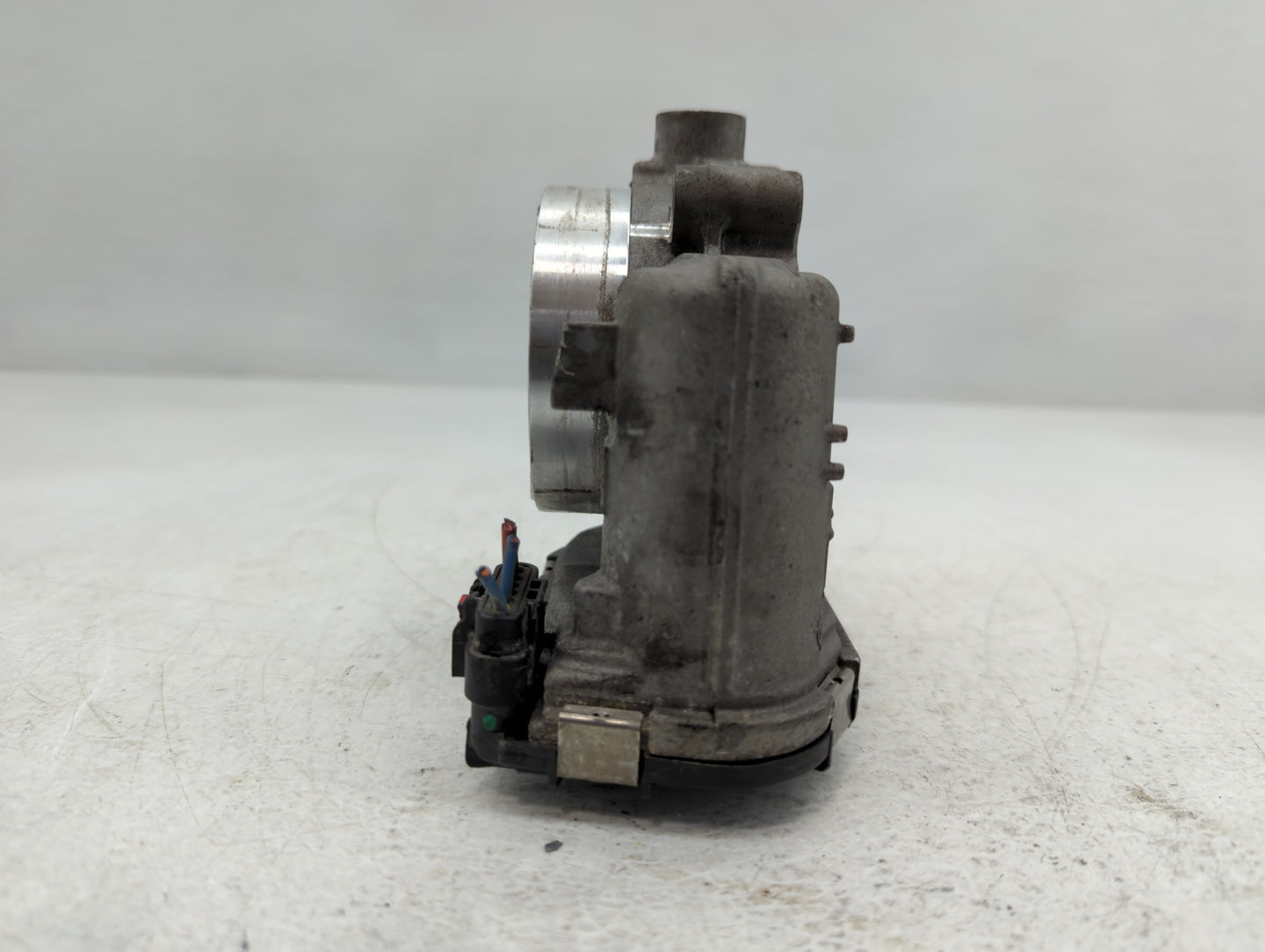 2012-2018 Jeep Wrangler Throttle Body P/N:0 280 750 570 05184349AC Fits OEM Used Auto Parts - Oemusedautoparts1.com