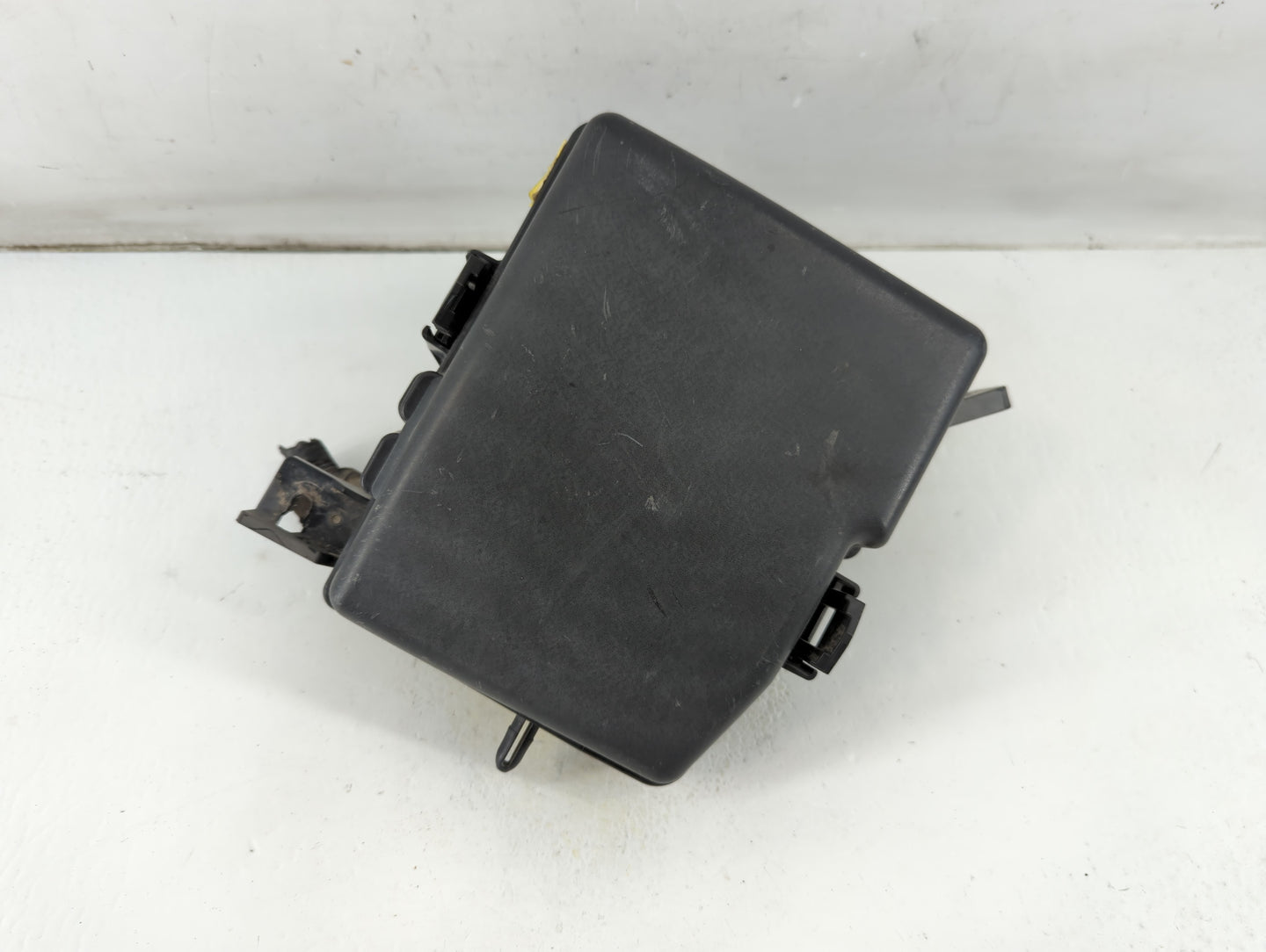 2015-2016 Kia Cadenza Fusebox Fuse Box Panel Relay Module P/N:141122 1445 Fits Fits 2015 2016 OEM Used Auto Parts - Oemuseda