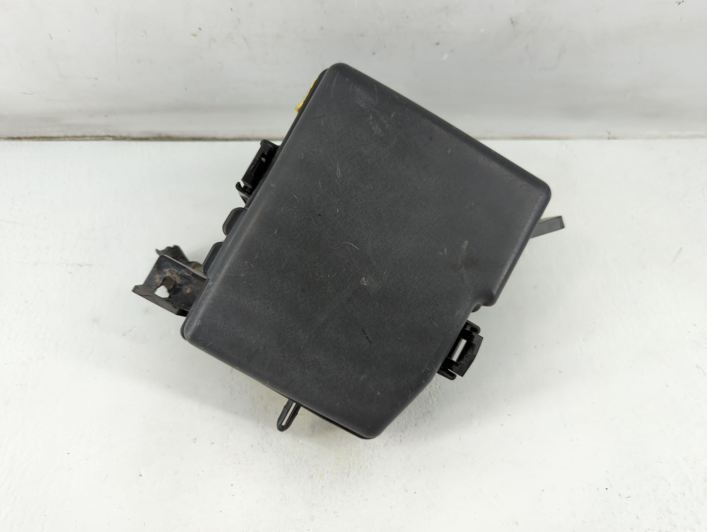 2015-2016 Kia Cadenza Fusebox Fuse Box Panel Relay Module P/N:141122 1445 Fits Fits 2015 2016 OEM Used Auto Parts - Oemuseda