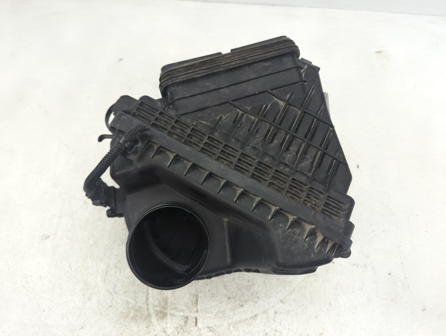 2014-2016 Kia Cadenza Air Cleaner Intake-duct Hose Tube - Oemusedautoparts1.com