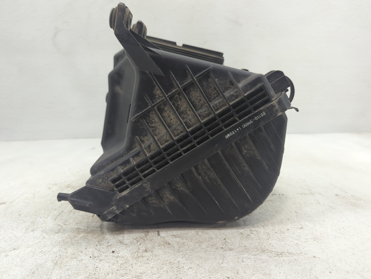 2014-2016 Kia Cadenza Air Cleaner Intake-duct Hose Tube - Oemusedautoparts1.com