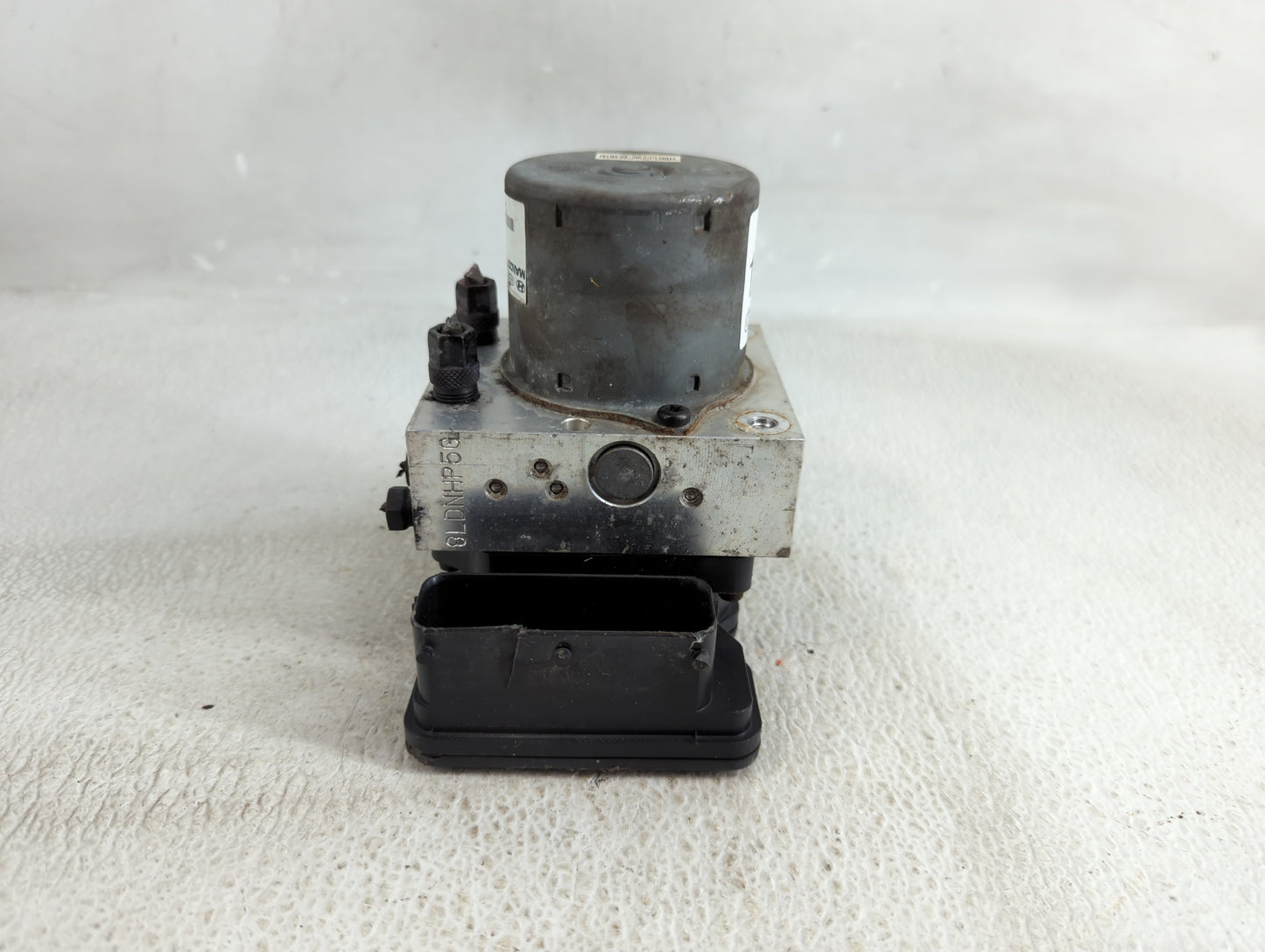 2014-2016 Kia Cadenza ABS Pump Control Module Replacement P/N:58920-3R800 Fits Fits 2014 2015 2016 OEM Used Auto Parts - Oem