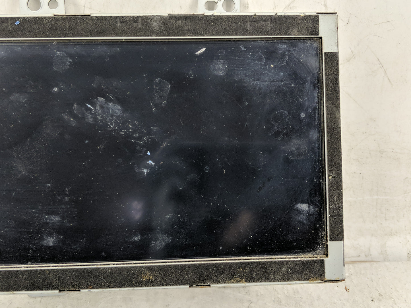 2014-2016 Kia Cadenza Information Display Screen - Oemusedautoparts1.com