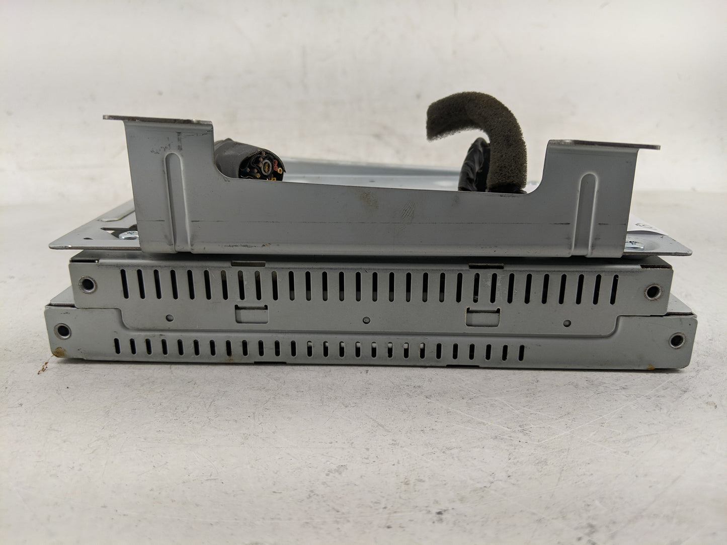 2014-2016 Kia Cadenza Information Display Screen - Oemusedautoparts1.com
