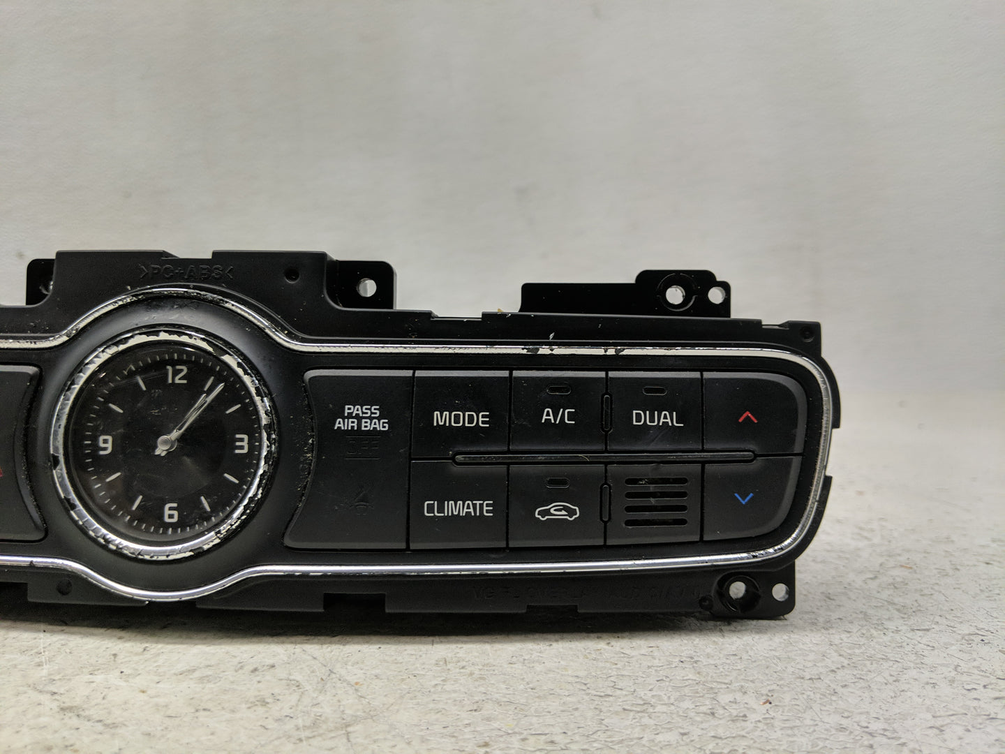2014-2016 Kia Cadenza Climate Control Module Temperature AC/Heater Replacement Fits Fits 2014 2015 2016 OEM Used Auto Parts 