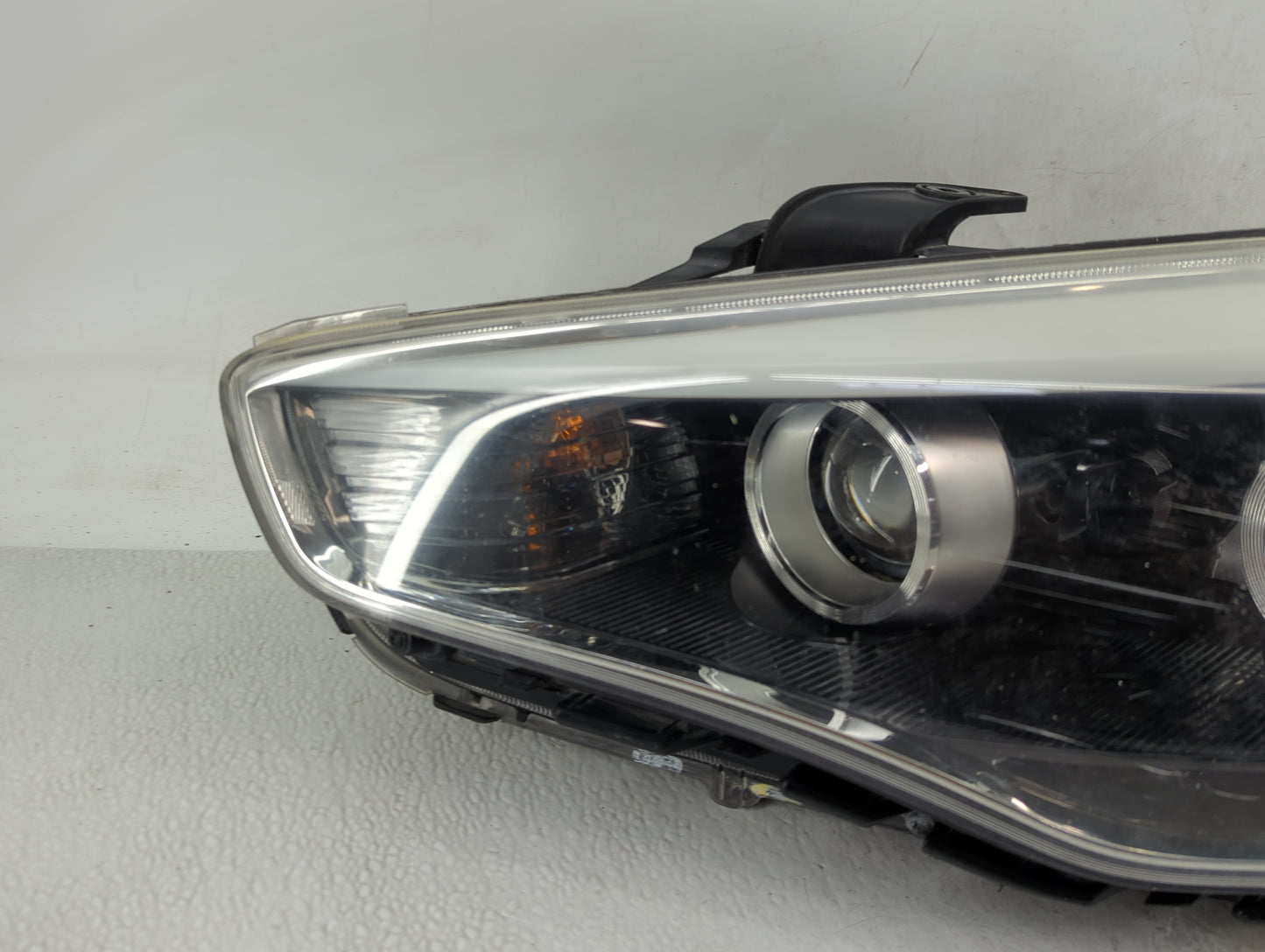2014-2016 Kia Cadenza Driver Left Oem Head Light Headlight Lamp - Oemusedautoparts1.com
