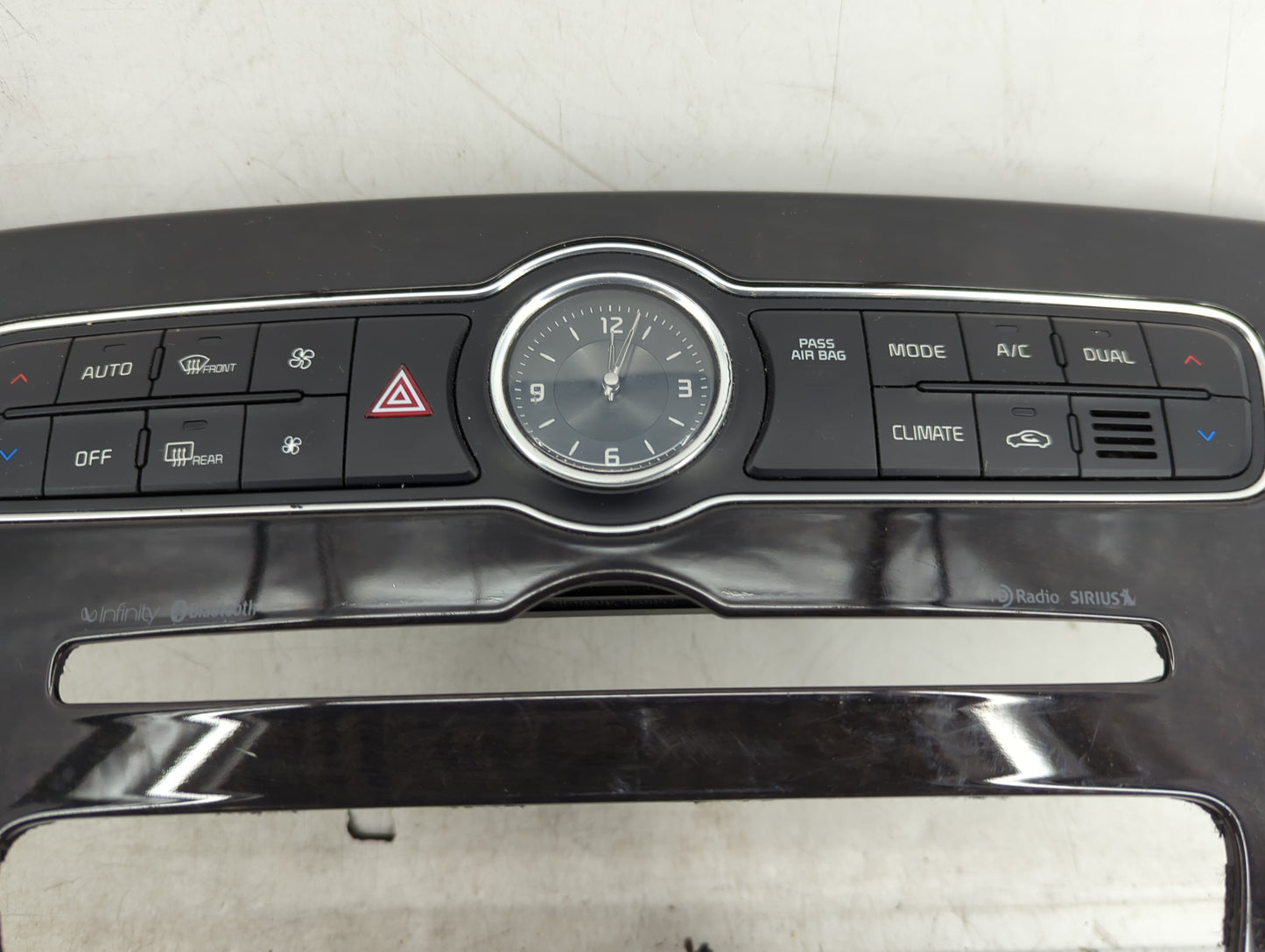 2015-2016 Kia Cadenza Climate Control Module Temperature AC/Heater Replacement P/N:972503RGF0 Fits Fits 2015 2016 OEM Used A
