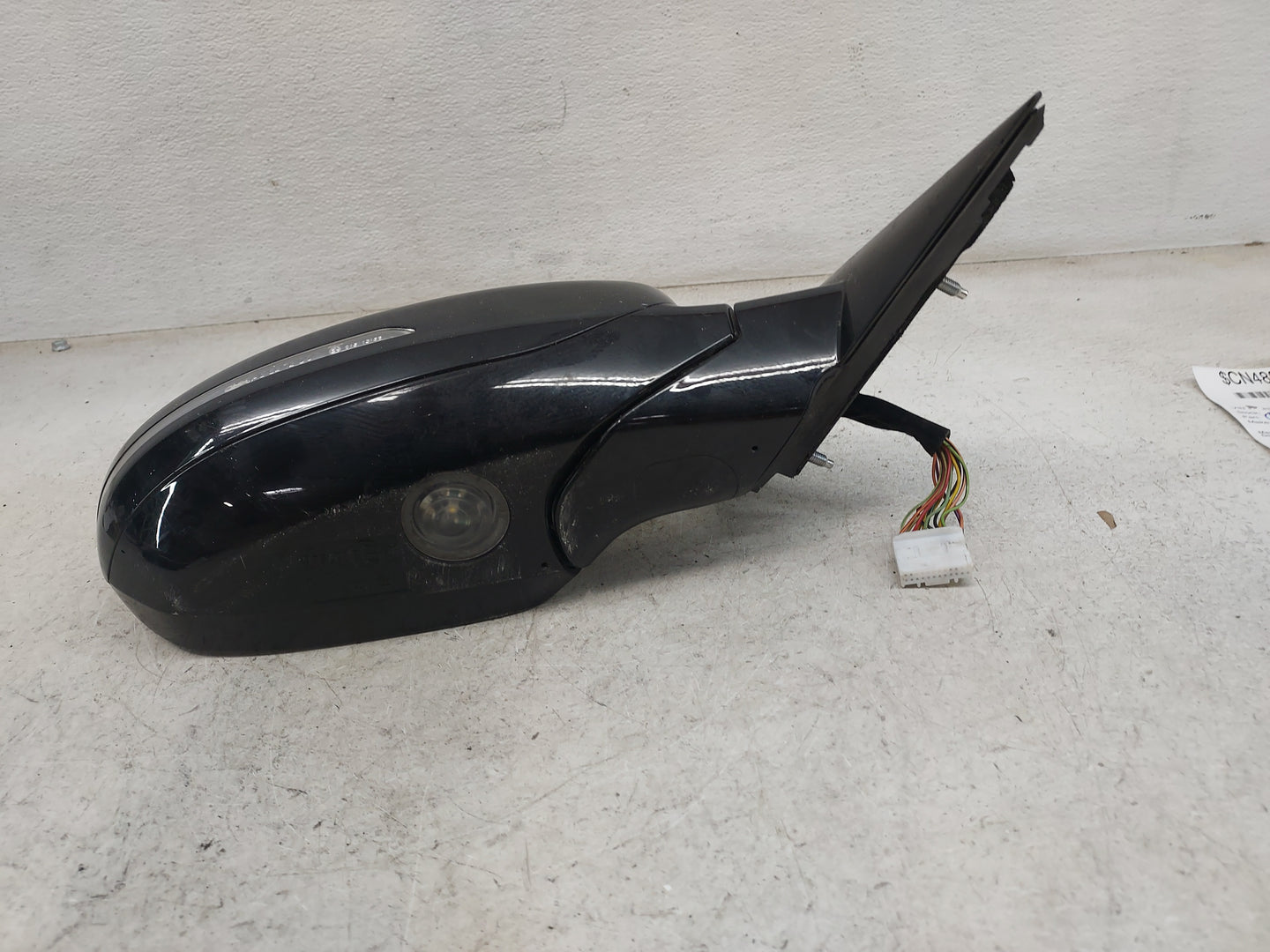 2014-2016 Kia Cadenza Passenger Side View Mirror - Right Door Mirror OEM Used - Oemusedautoparts1.com