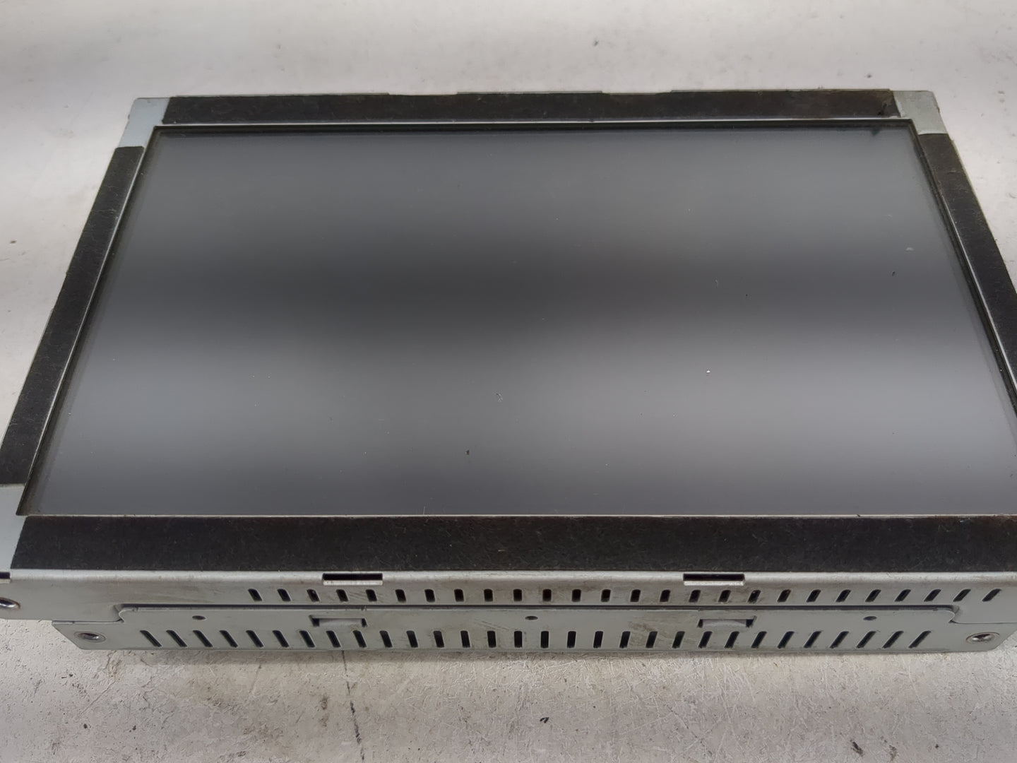 2014-2016 Kia Cadenza Information Display Screen 1483635 - Oemusedautoparts1.com
