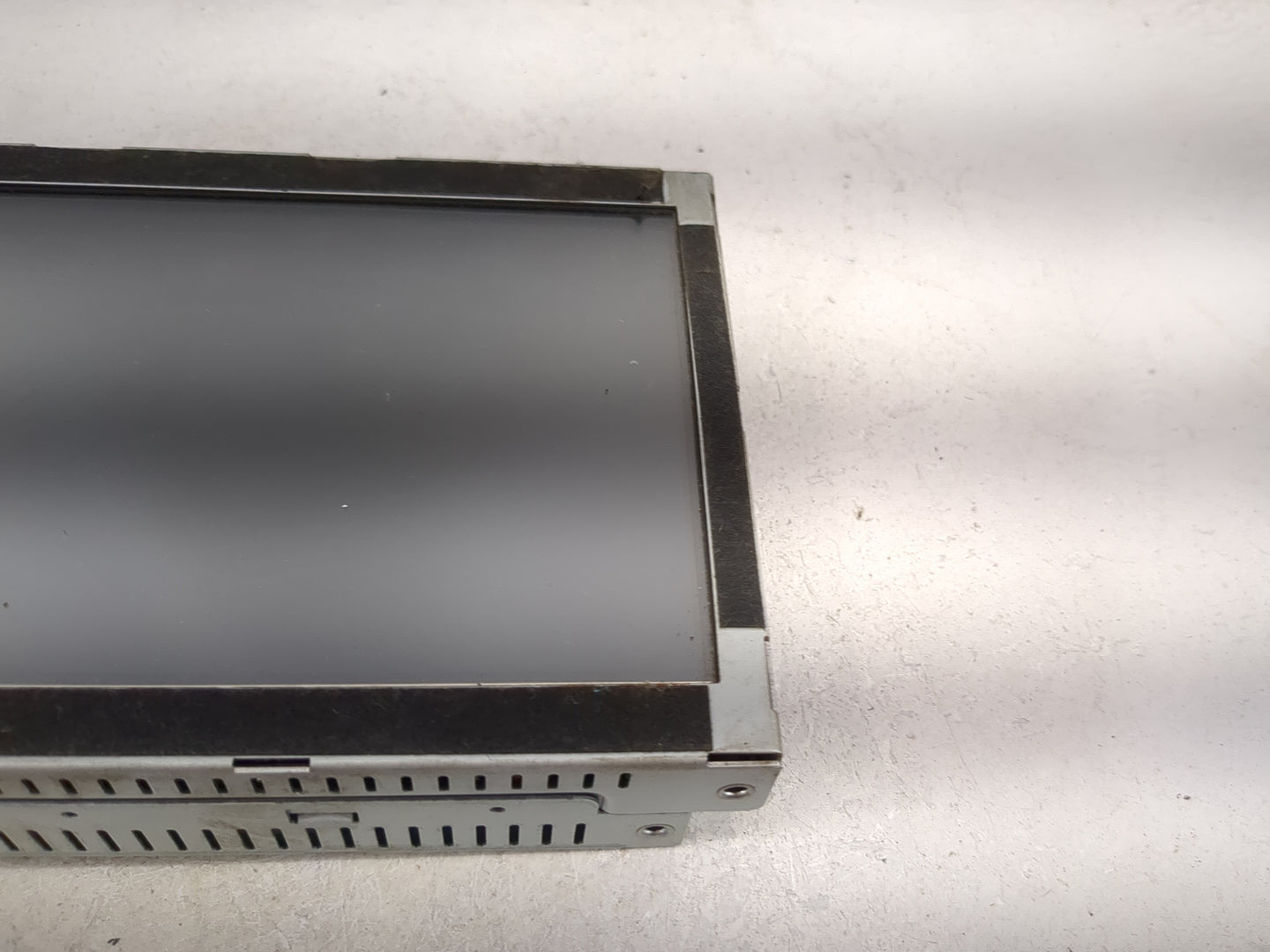 2014-2016 Kia Cadenza Information Display Screen 1483635 - Oemusedautoparts1.com