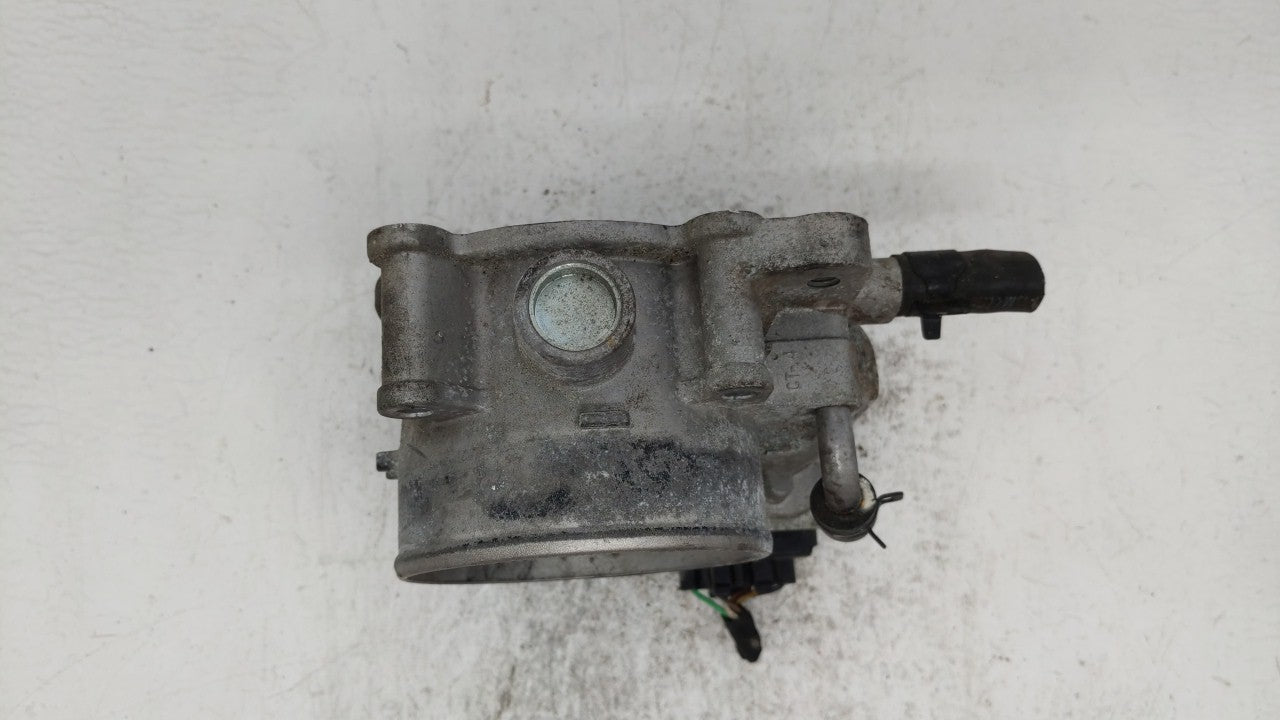 2014-2016 Kia Cadenza Throttle Body P/N:35100-3CAA0 Fits Fits 2012 2013 2014 2015 2016 2017 2018 OEM Used Auto Parts - Oemus