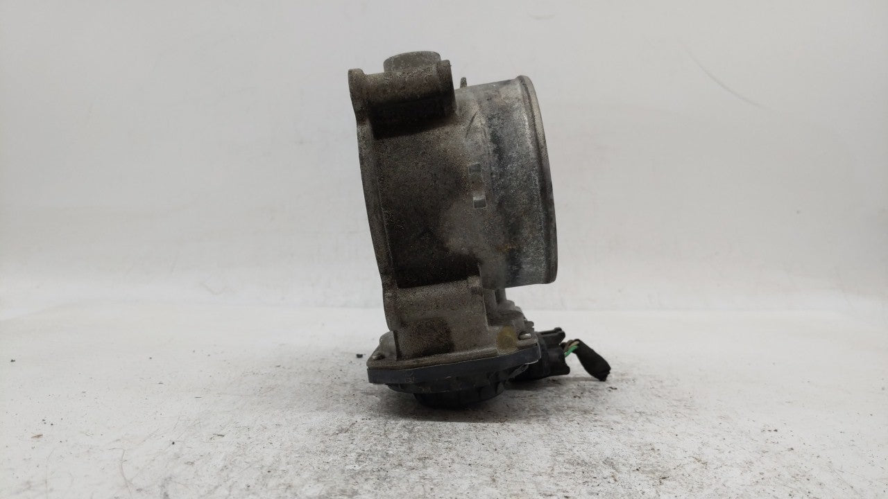 2014-2016 Kia Cadenza Throttle Body P/N:35100-3CAA0 Fits Fits 2012 2013 2014 2015 2016 2017 2018 OEM Used Auto Parts - Oemus