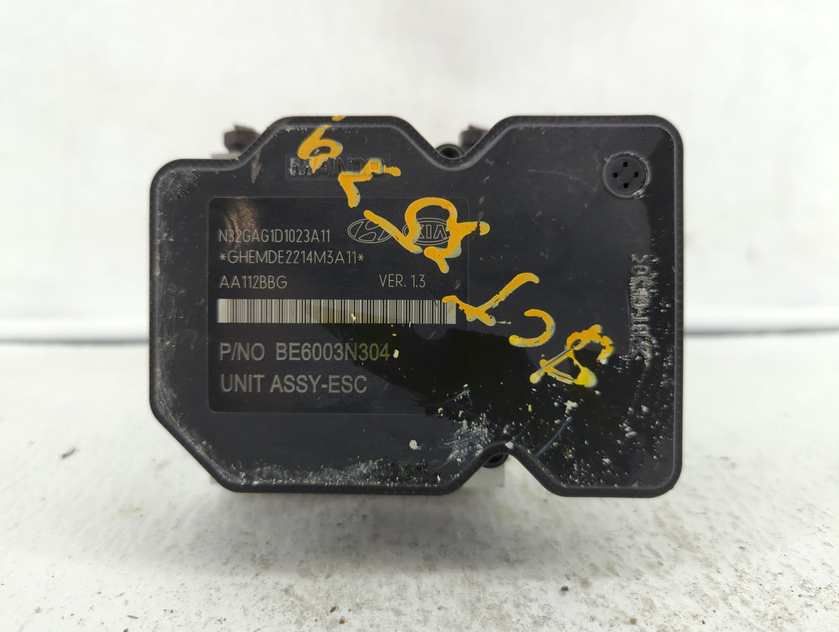 2014-2016 Kia Cadenza Anti-Lock Brake ABS Pump Module Actuator OEM P/N:58920-3R800 Fits Fits 2014 2015 2016 OEM Used Auto Pa