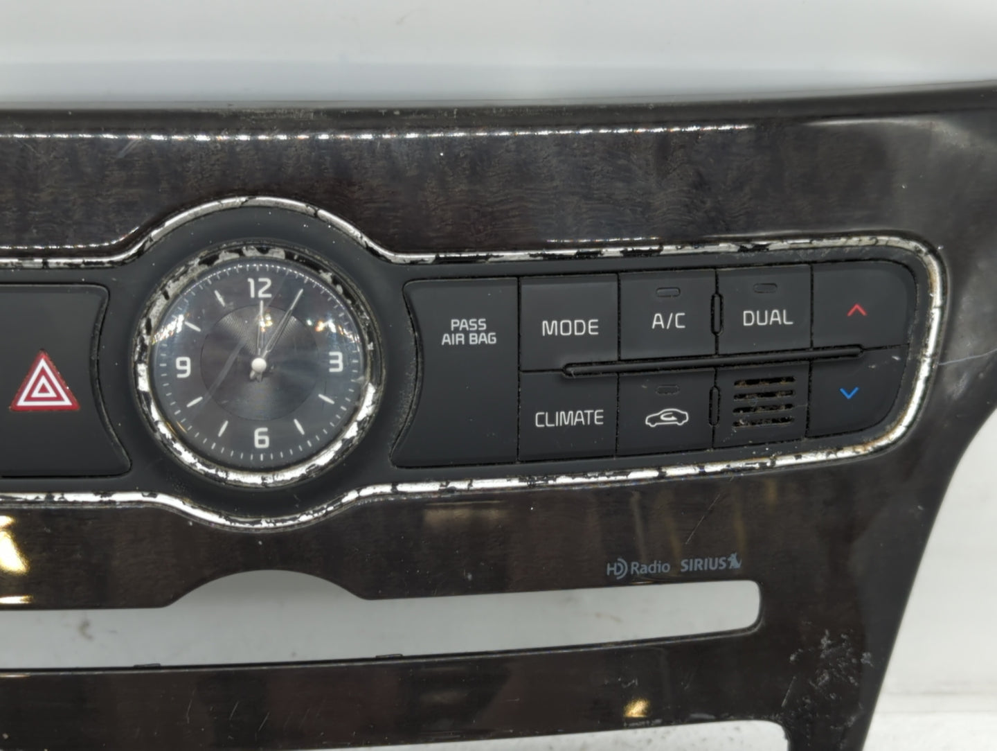 2014-2016 Kia Cadenza Climate Control Module Temperature AC/Heater Replacement P/N:972503RGE0 972503RGK0 Fits Fits 2014 2015