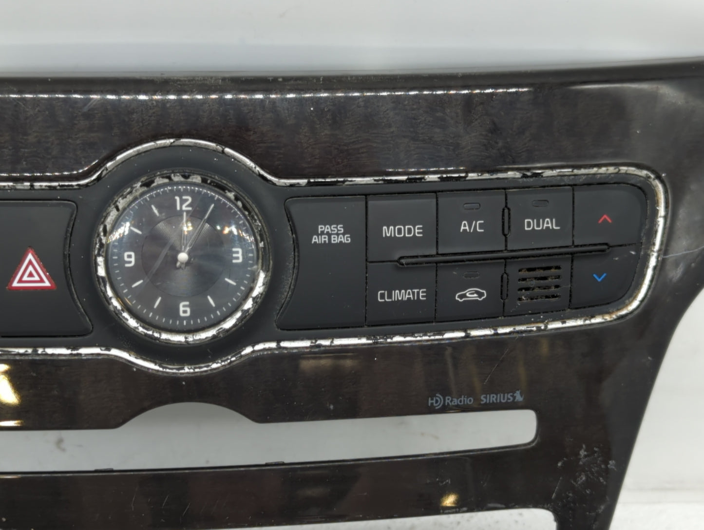 2014-2016 Kia Cadenza Climate Control Module Temperature AC/Heater Replacement P/N:972503RGE0 972503RGK0 Fits Fits 2014 2015