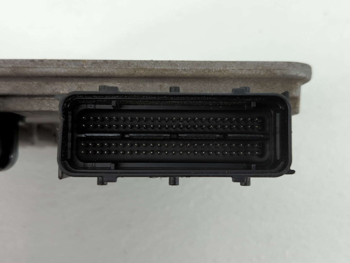 2014-2016 Kia Cadenza PCM Engine Control Computer ECU ECM PCU OEM P/N:39110-3CGN8 39111-3CGN1 Fits Fits 2014 2015 2016 OEM U