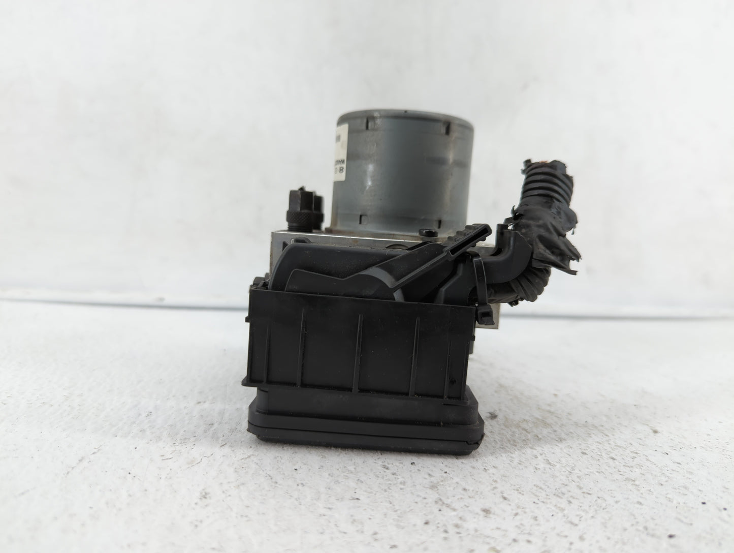 2014-2016 Kia Cadenza ABS Pump Control Module Replacement P/N:58920-3R800 Fits Fits 2014 2015 2016 OEM Used Auto Parts - Oem