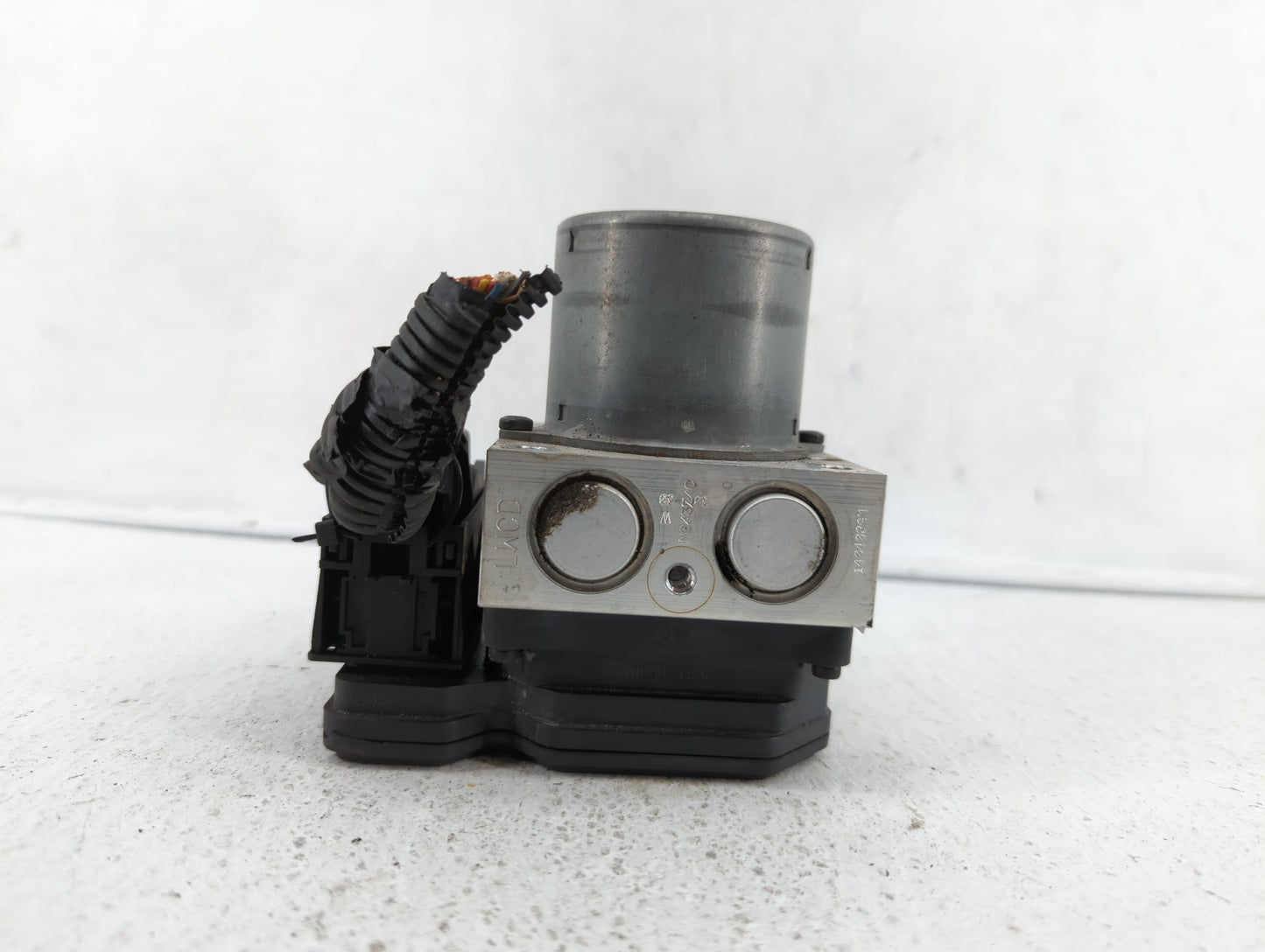 2014-2016 Kia Cadenza ABS Pump Control Module Replacement P/N:58920-3R800 Fits Fits 2014 2015 2016 OEM Used Auto Parts - Oem
