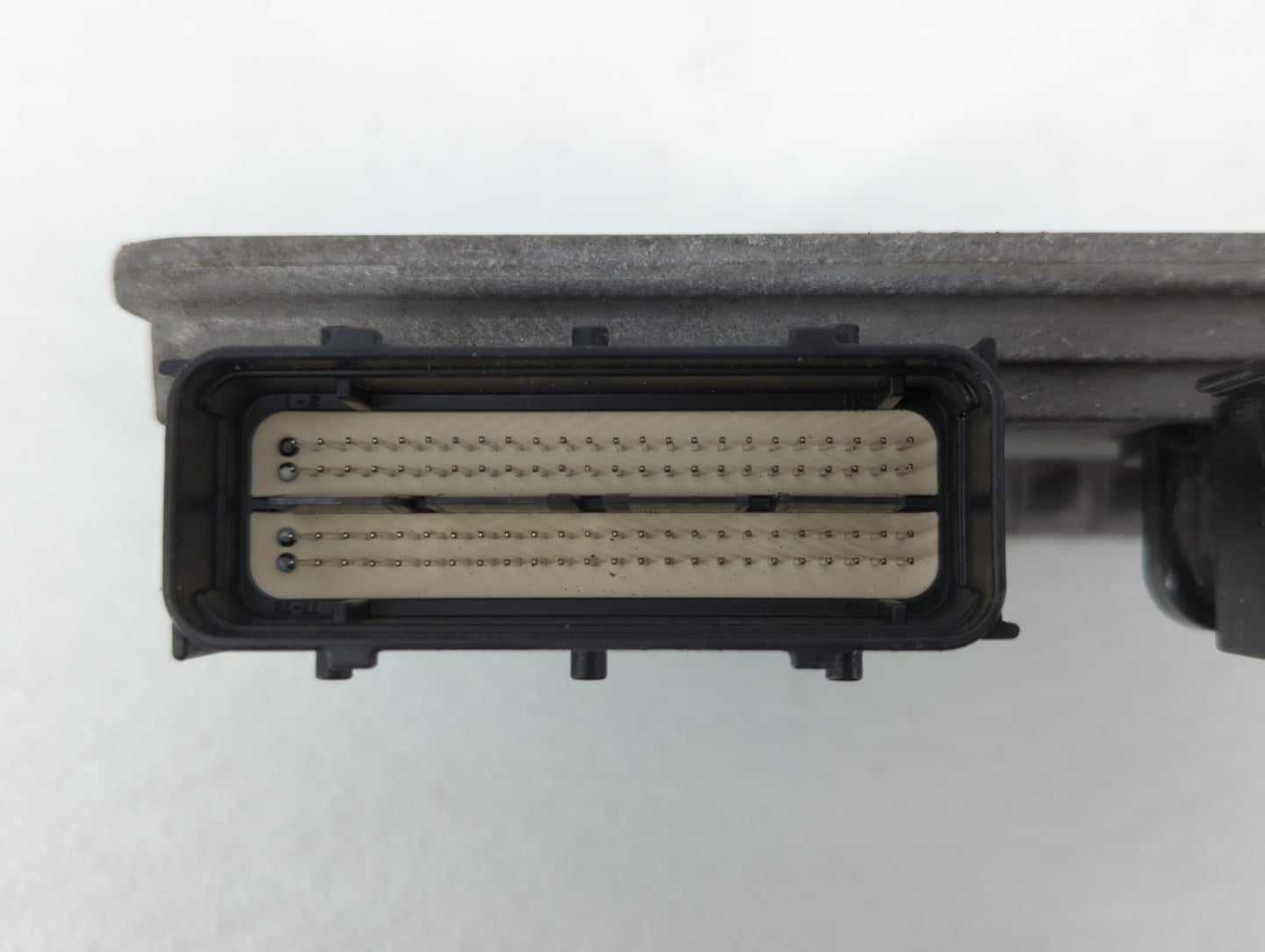 2014-2016 Kia Cadenza PCM Engine Control Computer ECU ECM PCU OEM P/N:39110-3CGN8 39111-3CGN1 Fits Fits 2014 2015 2016 OEM U