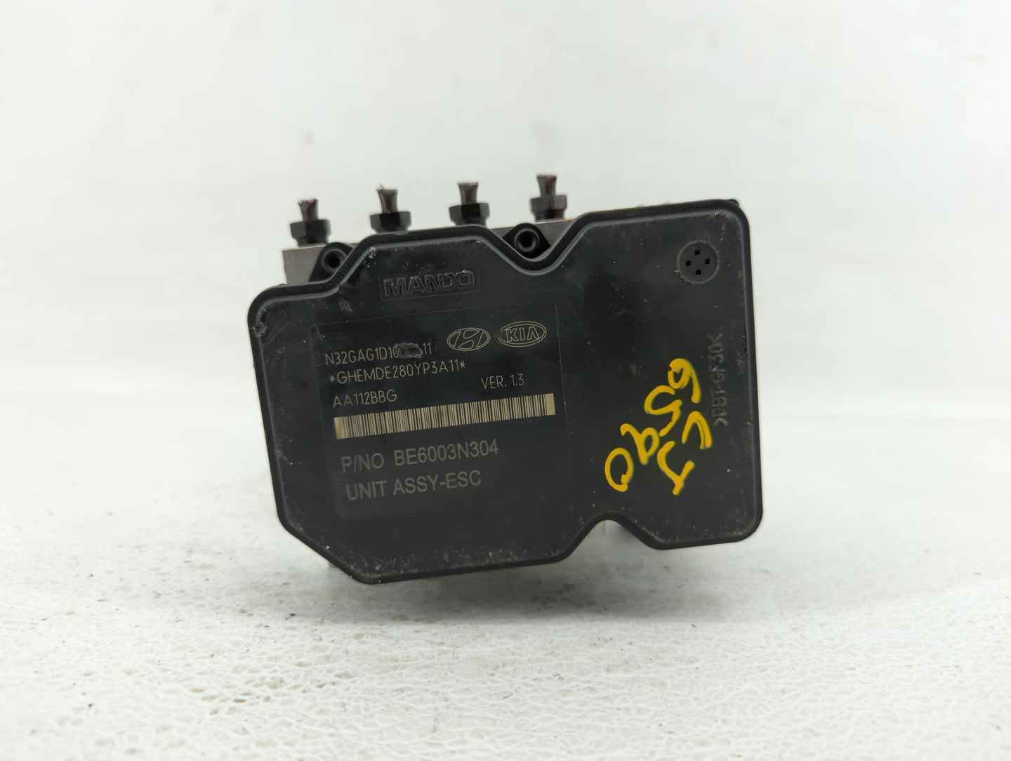 2014-2016 Kia Cadenza ABS Pump Control Module Replacement P/N:58920-3F800 58920-3R800 Fits Fits 2014 2015 2016 OEM Used Auto