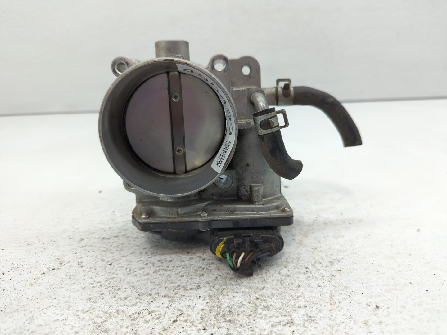 2014-2016 Kia Cadenza Throttle Body P/N:35100-3CAA0 Fits Fits 2012 2013 2014 2015 2016 2017 2018 OEM Used Auto Parts - Oemus
