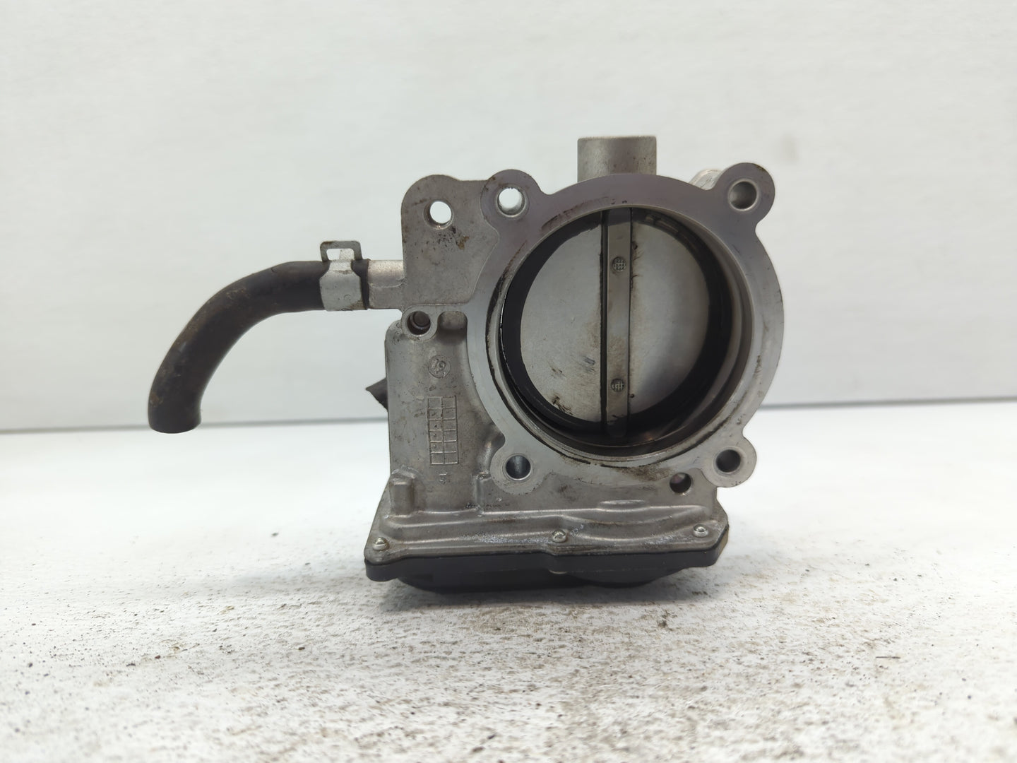 2014-2016 Kia Cadenza Throttle Body P/N:35100-3CAA0 Fits Fits 2012 2013 2014 2015 2016 2017 2018 OEM Used Auto Parts - Oemus