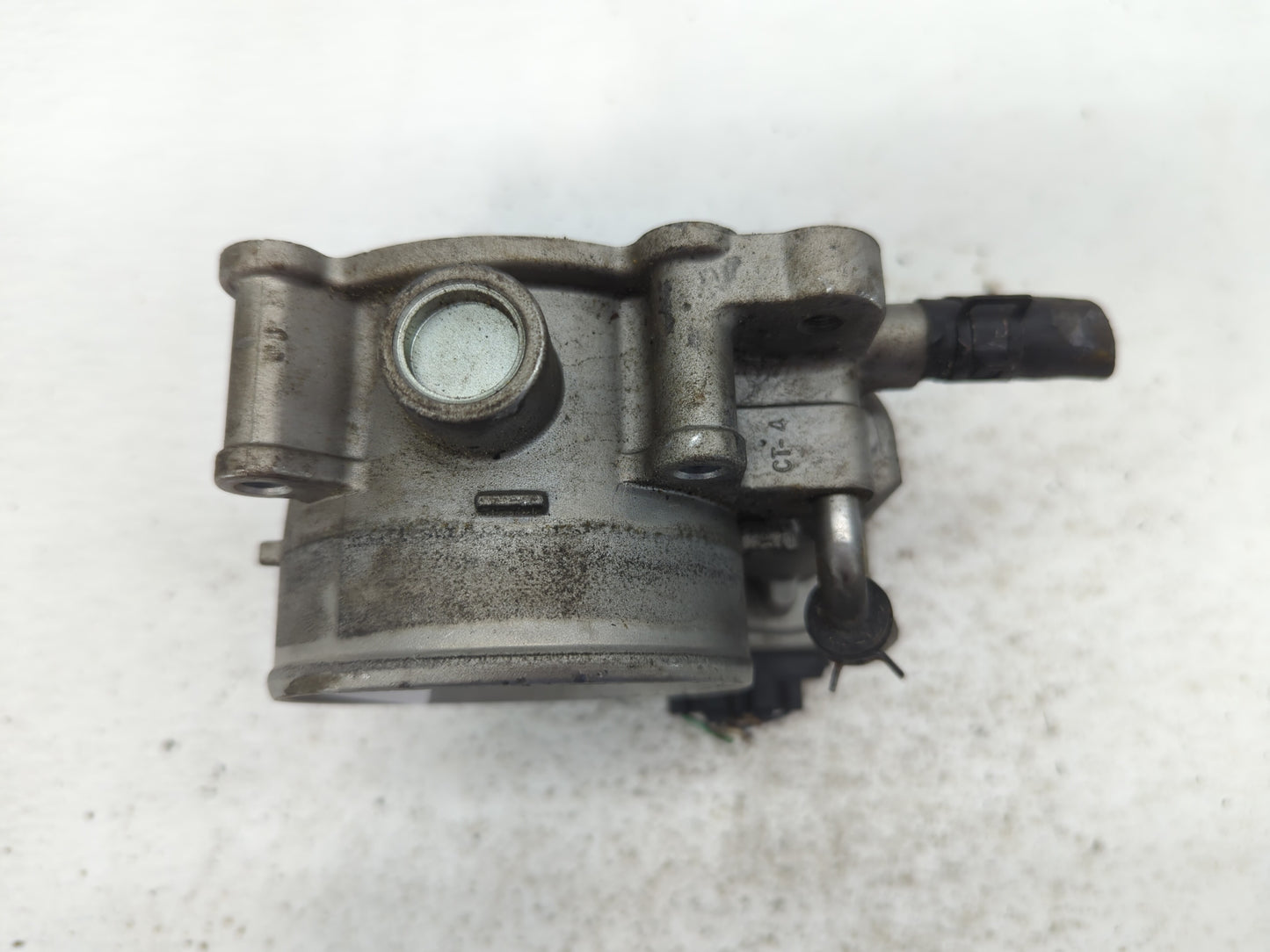 2014-2016 Kia Cadenza Throttle Body P/N:35100-3CAA0 Fits Fits 2012 2013 2014 2015 2016 2017 2018 OEM Used Auto Parts - Oemus