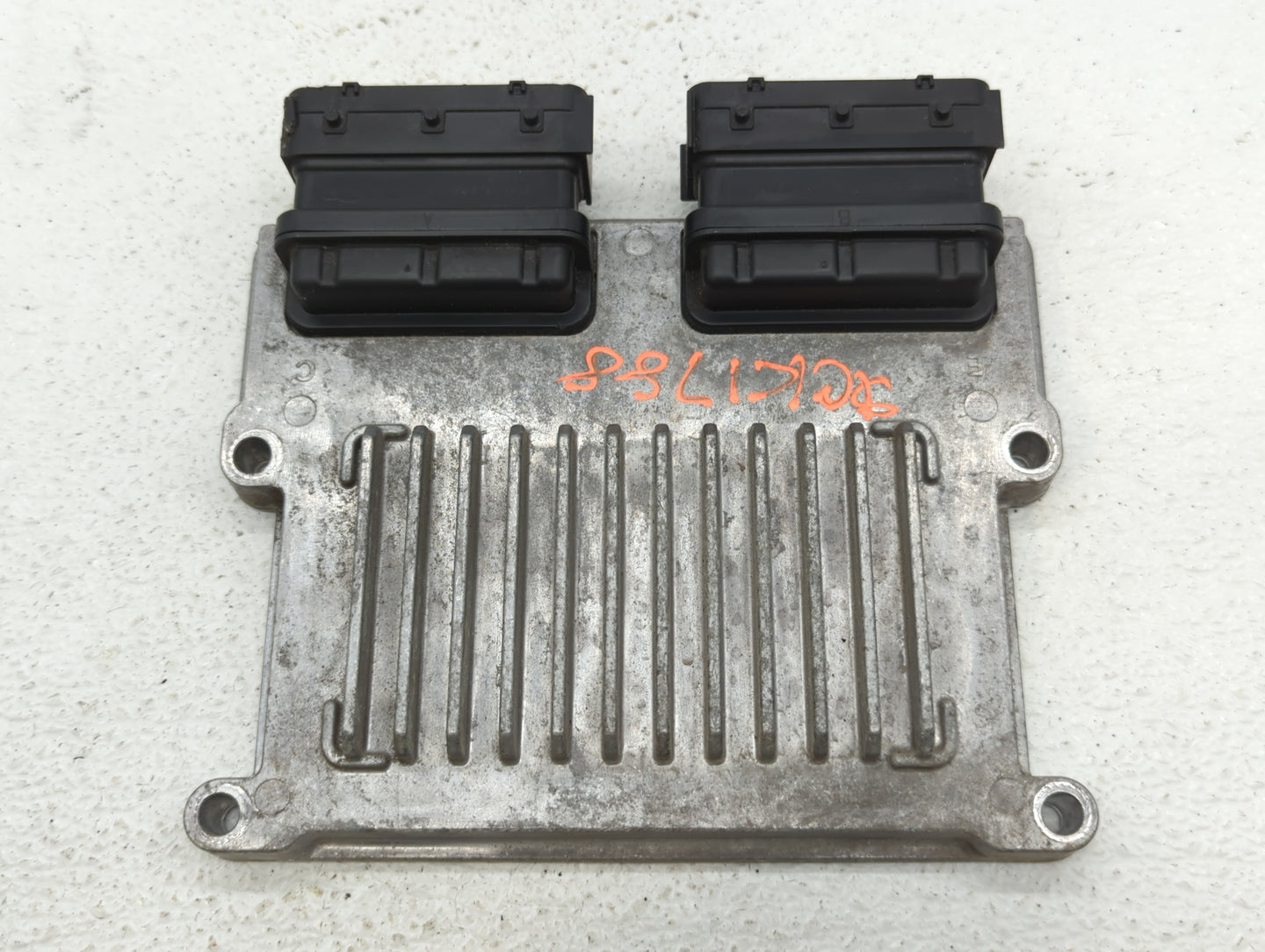 2014-2016 Kia Cadenza PCM Engine Control Computer ECU ECM PCU OEM P/N:39110-3CGN5 Fits Fits 2014 2015 2016 OEM Used Auto Par
