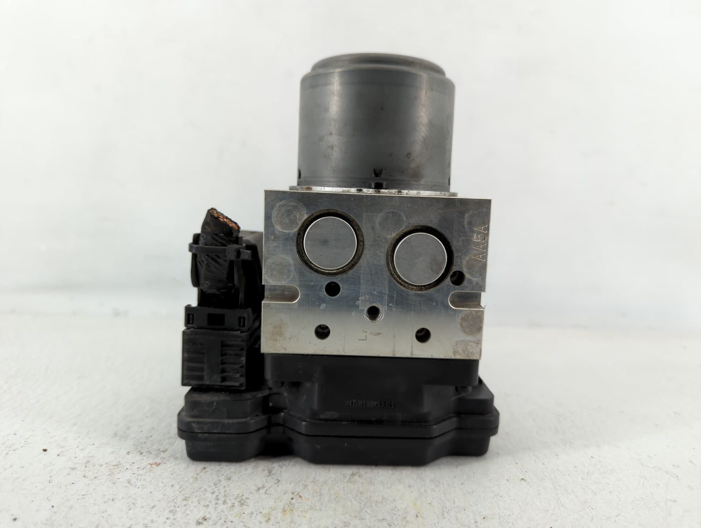 2014-2016 Kia Cadenza ABS Pump Control Module Replacement P/N:58920-3R970 Fits Fits 2014 2015 2016 OEM Used Auto Parts - Oem