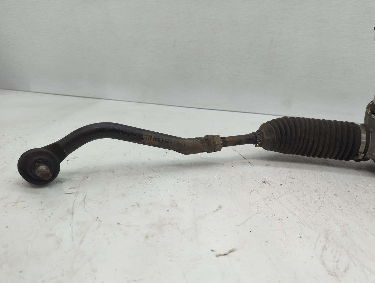 2015 Kia Cadenza Rack and Pinion Steering Gear P/N:565003V100 Fits OEM Used Auto Parts - Oemusedautoparts1.com