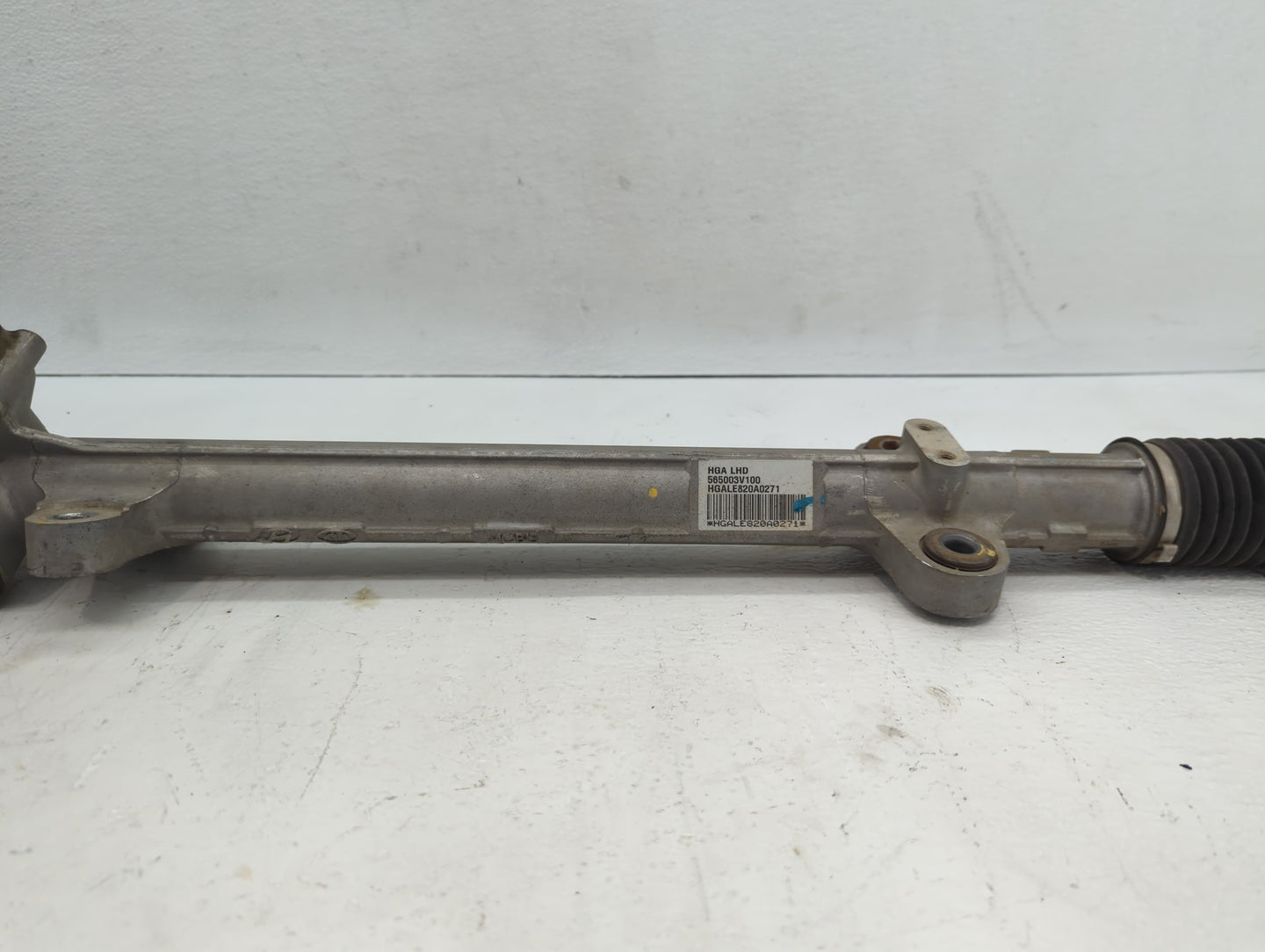 2015 Kia Cadenza Rack and Pinion Steering Gear P/N:565003V100 Fits OEM Used Auto Parts - Oemusedautoparts1.com