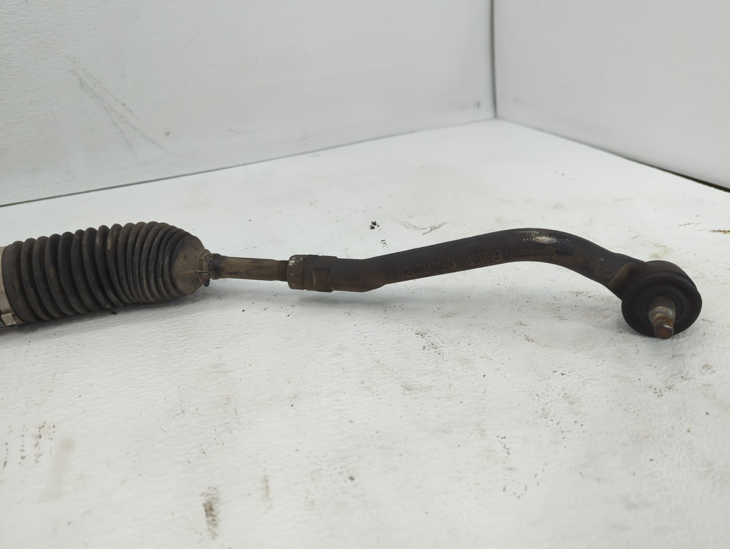 2015 Kia Cadenza Rack and Pinion Steering Gear P/N:565003V100 Fits OEM Used Auto Parts - Oemusedautoparts1.com