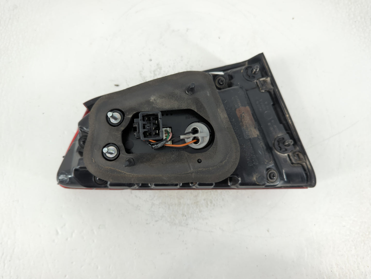 2014-2016 Kia Cadenza Tail Light Assembly Passenger Right OEM P/N:92406-3R5 Fits Fits 2014 2015 2016 OEM Used Auto Parts - O