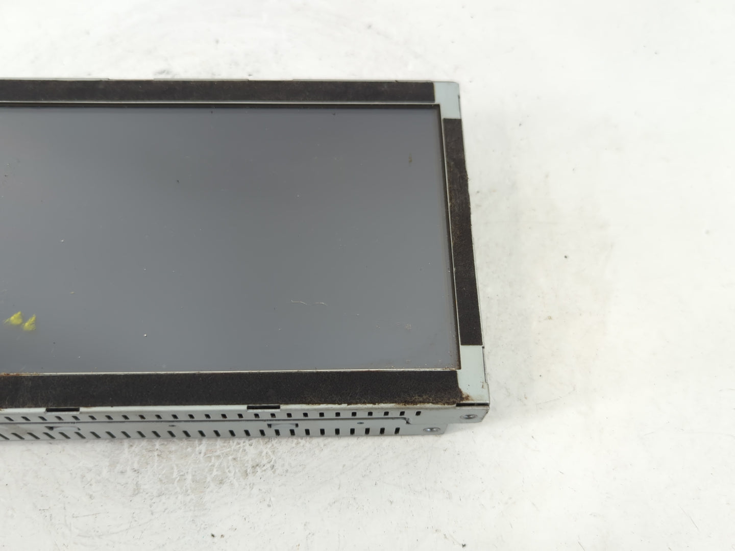2014-2016 Kia Cadenza Information Display Screen - Oemusedautoparts1.com