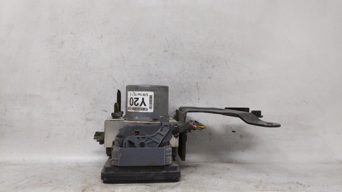 2014-2016 Kia Forte Anti-Lock Brake ABS Pump Module Actuator OEM P/N:58900-A7206 A7589-30500 Fits Fits 2014 2015 2016 OEM Us