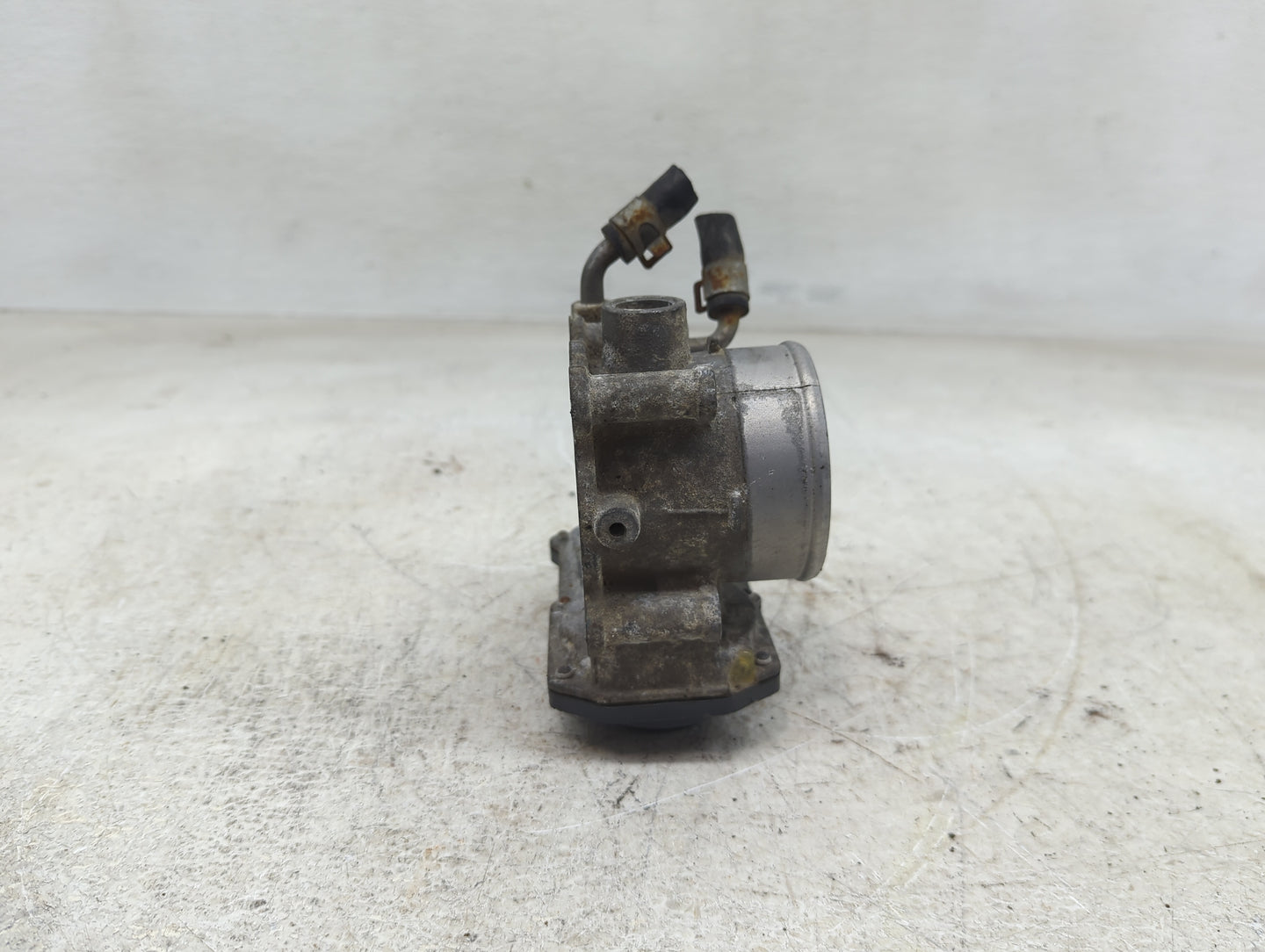 2014-2018 Kia Forte Throttle Body Fits Fits 2011 2012 2013 2014 2015 2016 2017 2018 2019 2020 2021 OEM Used Auto Parts - Oem