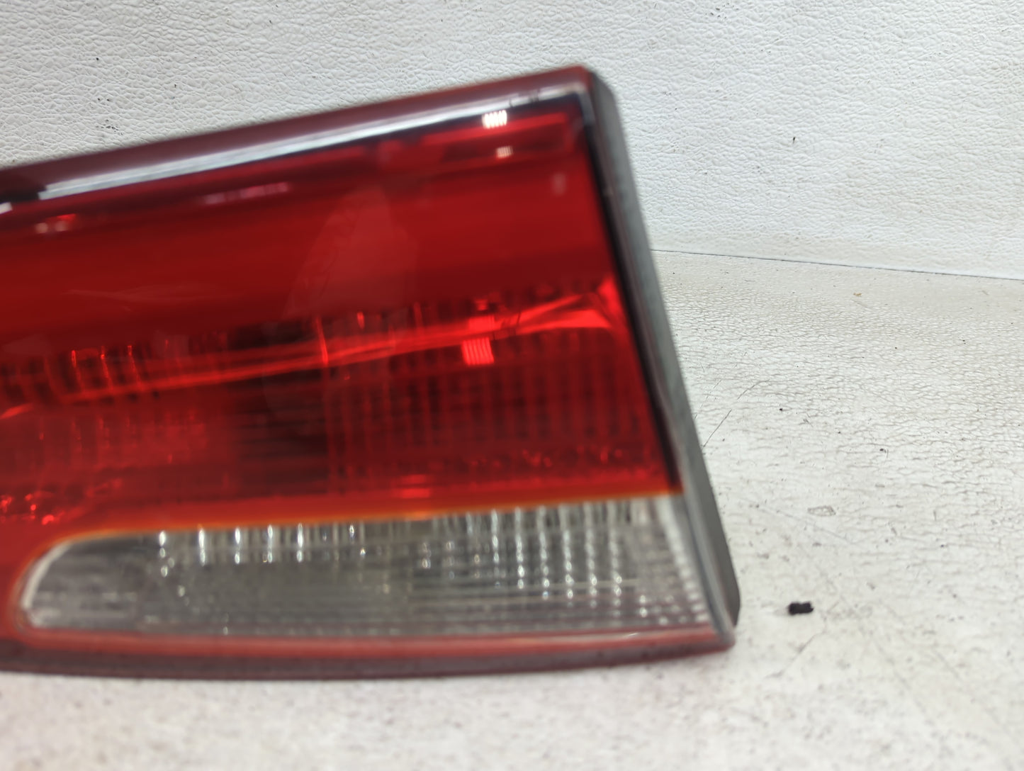2014-2016 Kia Forte Driver Left Side Deck Lid Mounted Tail Light - Oemusedautoparts1.com