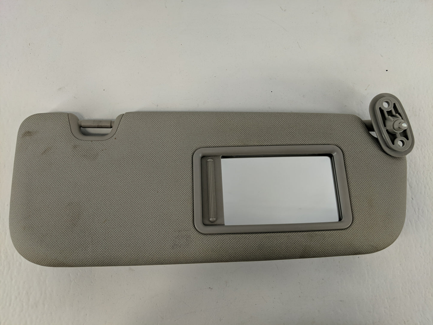 2014-2016 Kia Forte Sun Visor Shade Replacement Passenger Right Mirror Fits Fits 2014 2015 2016 OEM Used Auto Parts - Oemuse