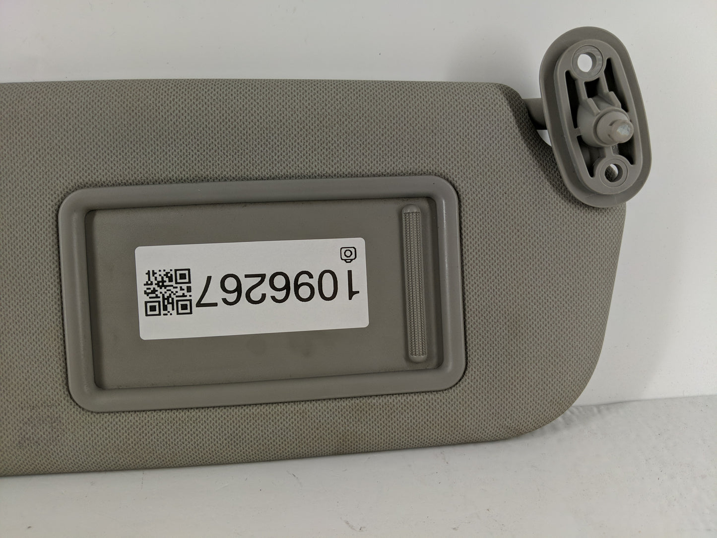 2014-2016 Kia Forte Sun Visor Shade Replacement Passenger Right Mirror Fits Fits 2014 2015 2016 OEM Used Auto Parts - Oemuse
