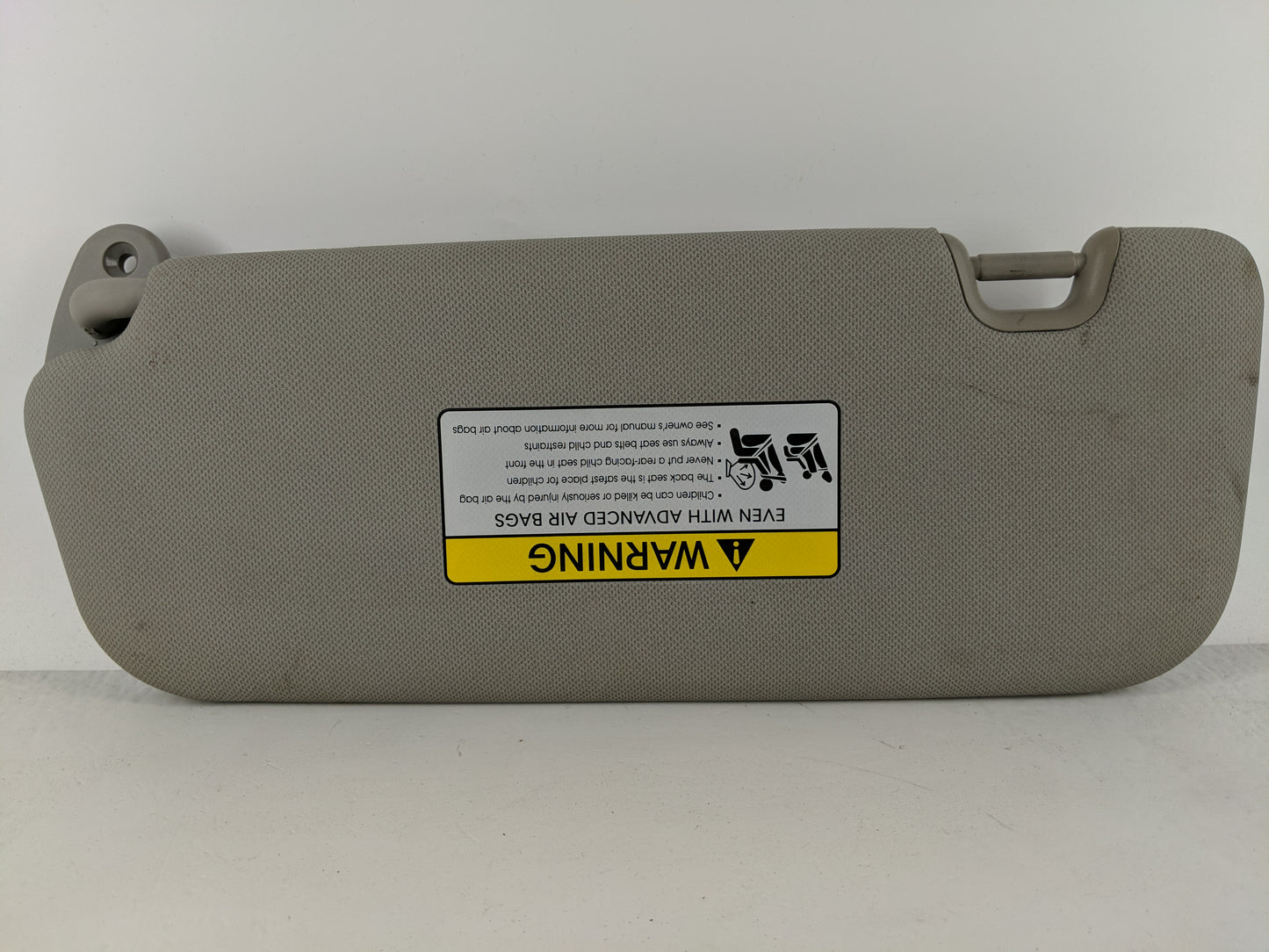 2014-2016 Kia Forte Sun Visor Shade Replacement Passenger Right Mirror Fits Fits 2014 2015 2016 OEM Used Auto Parts - Oemuse