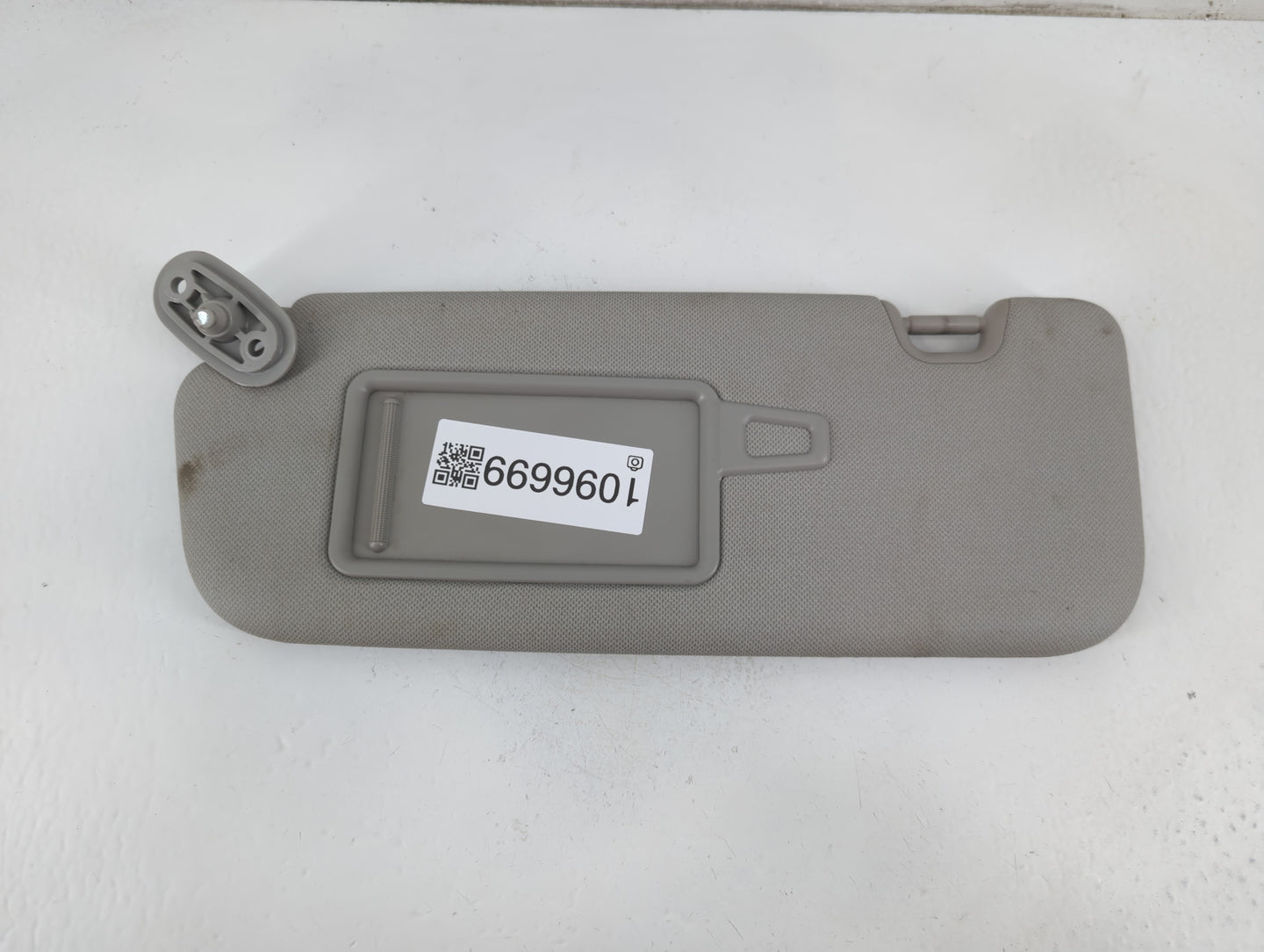 2014-2016 Kia Forte Sun Visor Shade Replacement Driver Left Mirror Fits Fits 2014 2015 2016 OEM Used Auto Parts - Oemusedaut