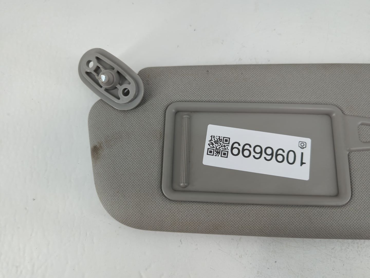 2014-2016 Kia Forte Sun Visor Shade Replacement Driver Left Mirror Fits Fits 2014 2015 2016 OEM Used Auto Parts - Oemusedaut